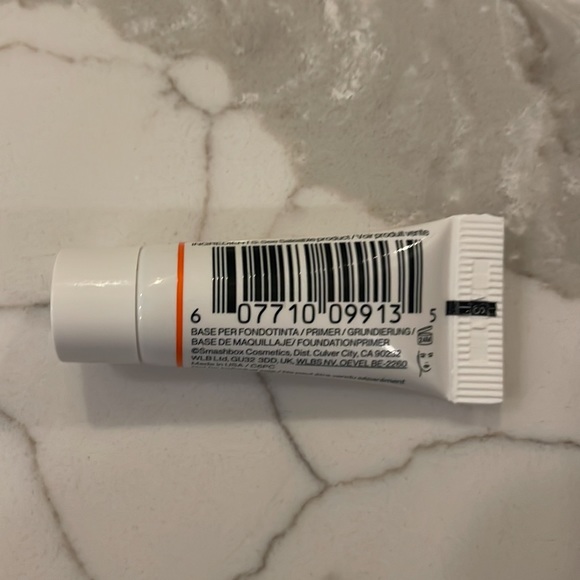 🌸5/$25🌸 Smashbox photo finish control illuminate glow primer - Picture 2 of 2